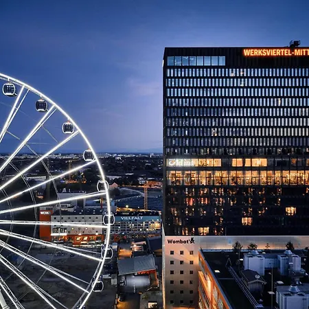 Adina Hotel 4*