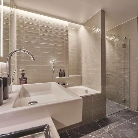 Hotel Adina Munich