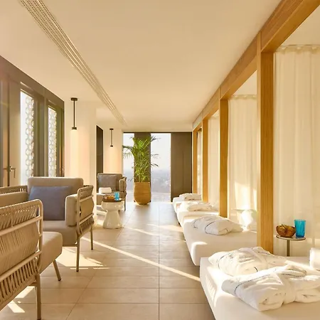 Adina 4* Munich