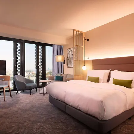 Hotel Adina 4*