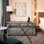 Apartmanhotel Adina 4*