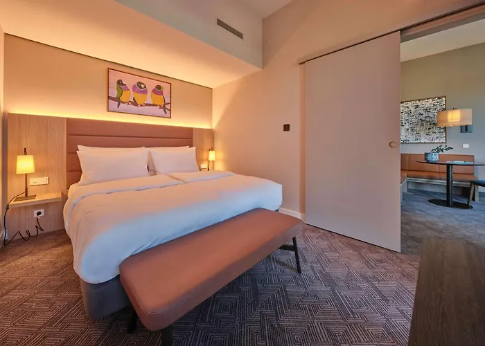 Hotel apartamentowy Adina 4*