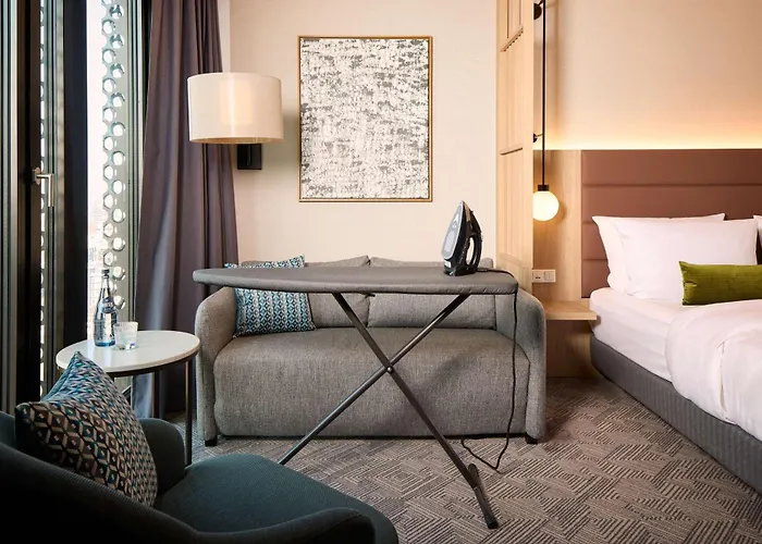 Hotel apartamentowy Adina 4*
