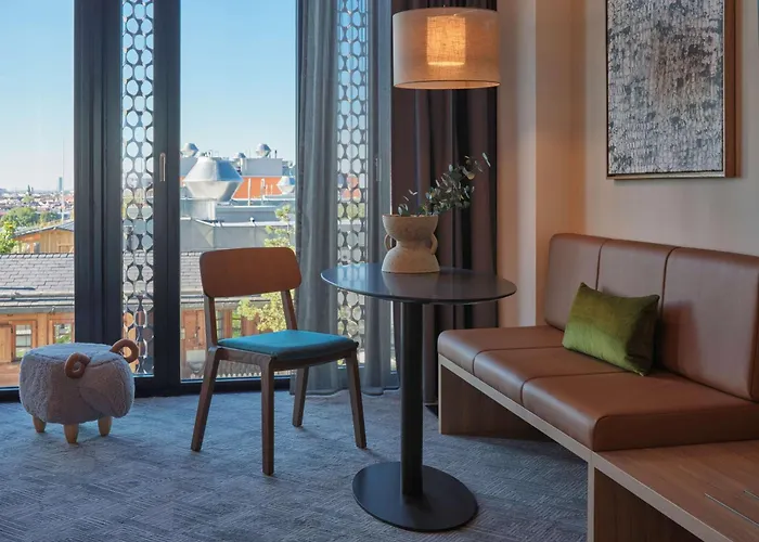 Adina Hotel apartamentowy 4*