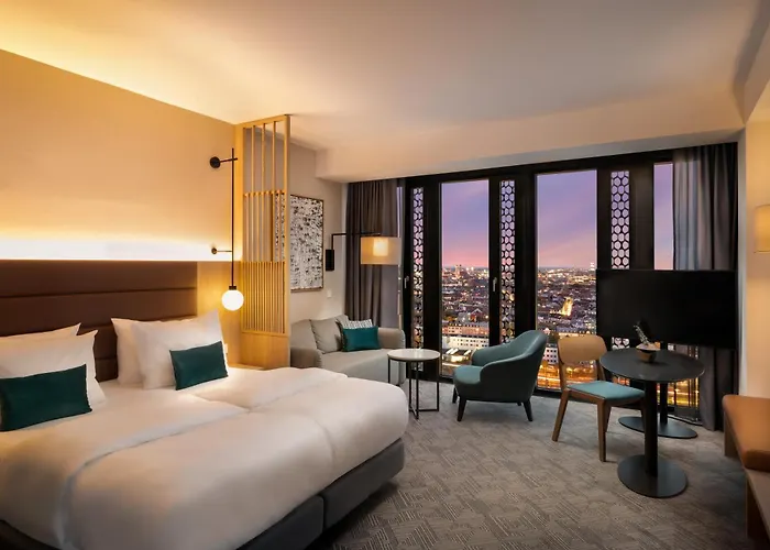 Hotel apartamentowy Adina 4*
