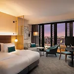 Lägenhetshotell Adina 4*